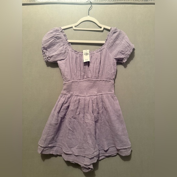 NWT Hollister Lilac Purple Romper Size Medium - Picture 5 of 5